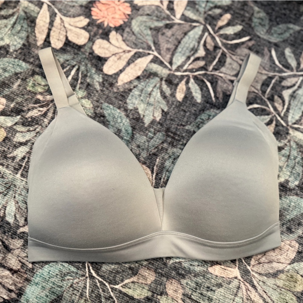 AUDEN bra